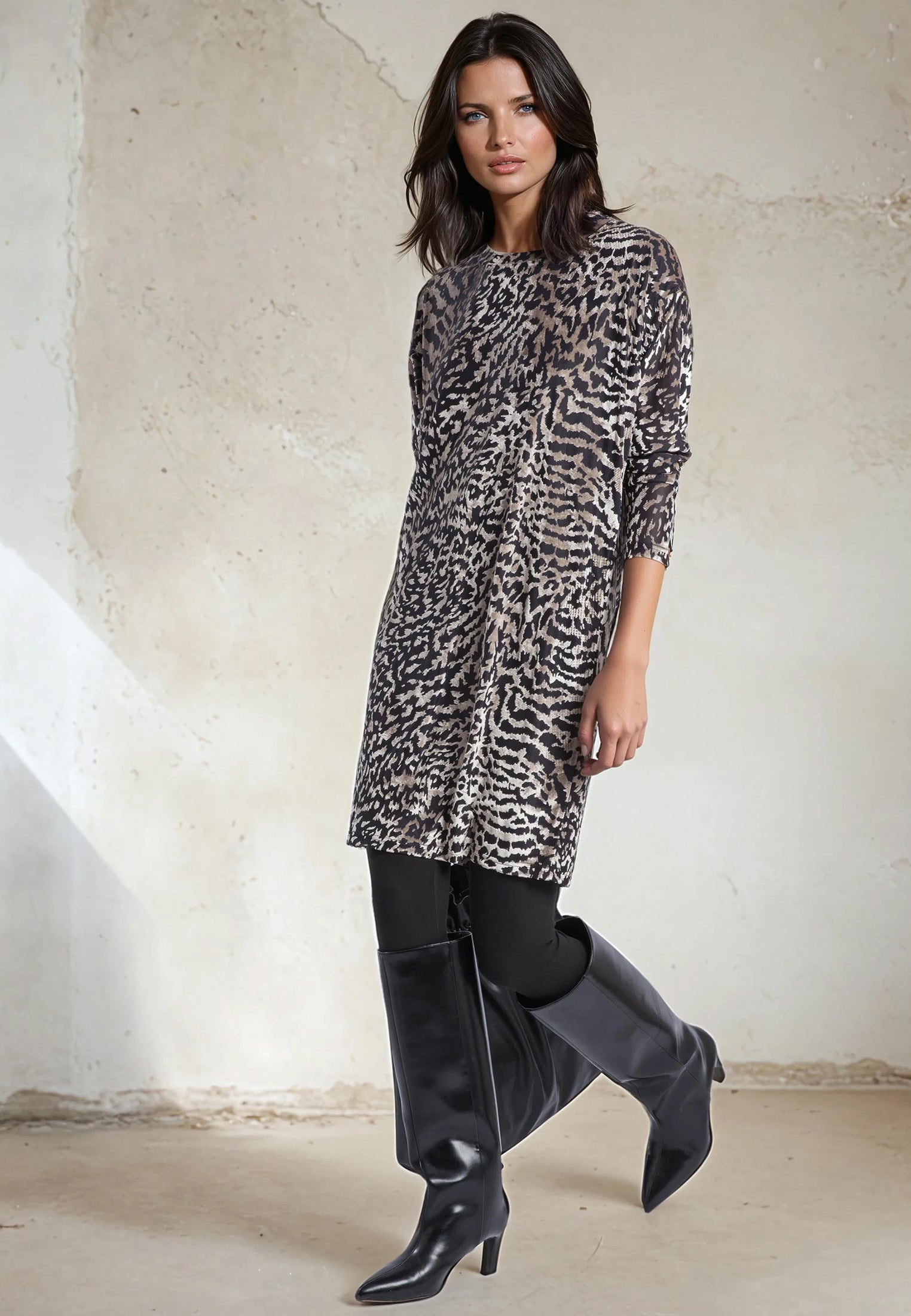 EMMY DRESS SILVER ANIMAL