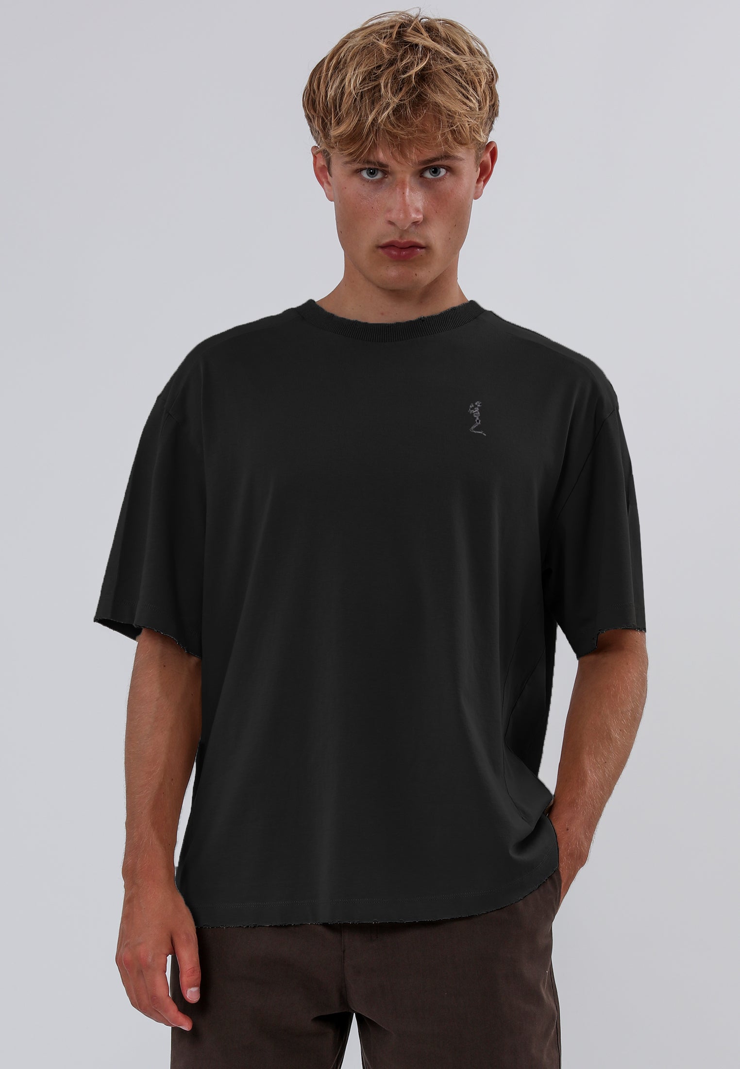 BATTLE DISTRESSED T-SHIRT BLACK